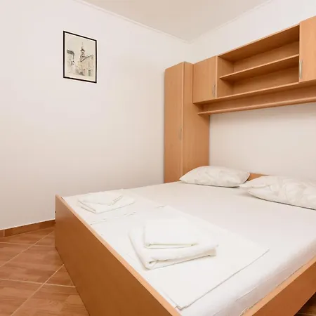 Petra Apartament Trogir